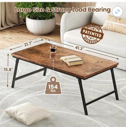 Folding coffee table