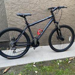 Northrock XC6 , aluminum-frame 26-inch mountain bike