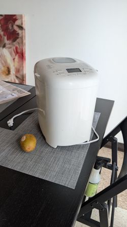 AmazonBasics breadmaker