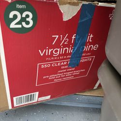 7 1/2 Ft Christmas Tree