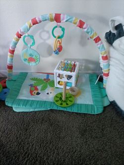 Dangle toy babies