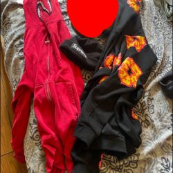 Bape Red Hoodie, Offesttears, Black B22 Diors, Supreme Black Beanie