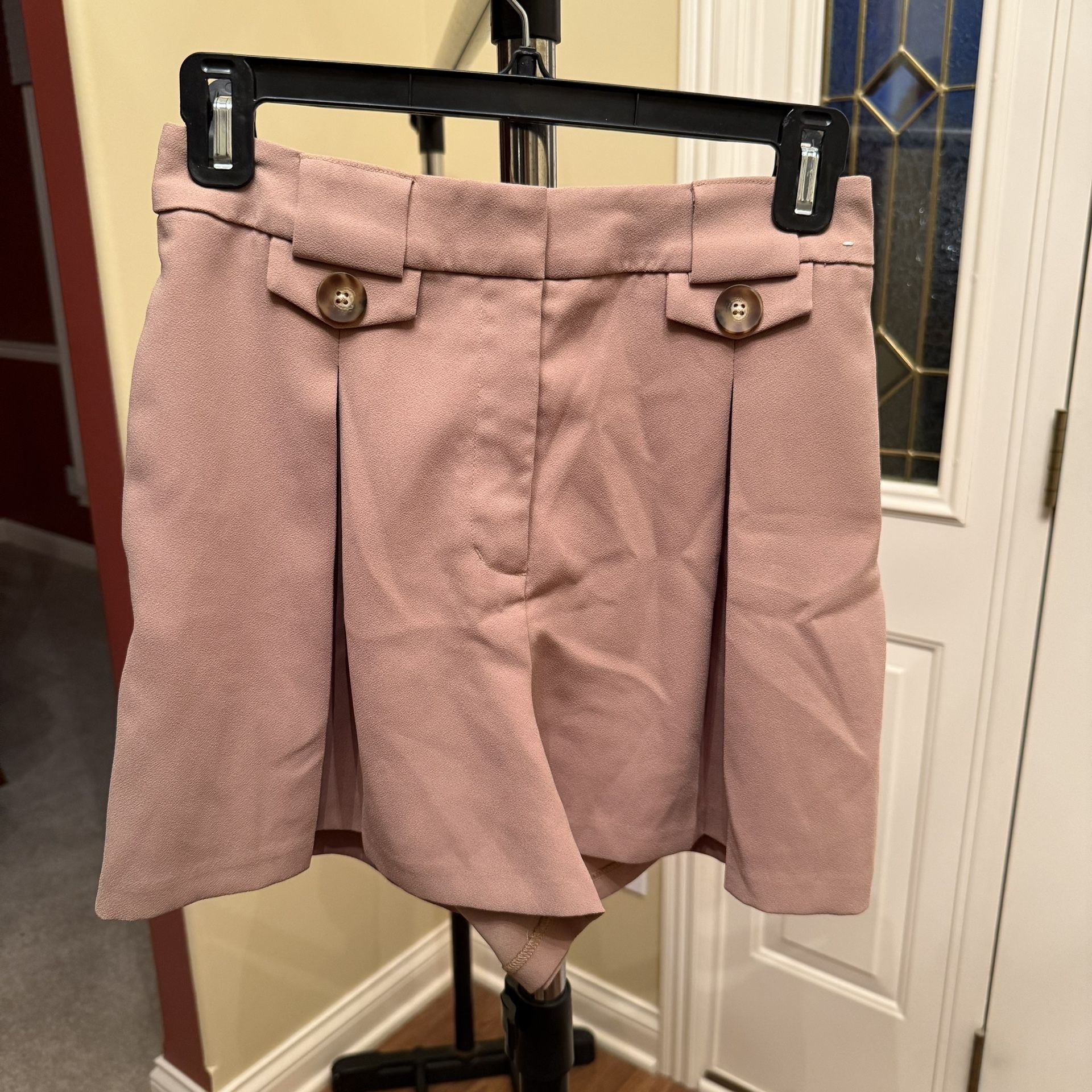 Express Women's Extreme High Rise Short Pants Size 2