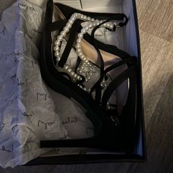 Black Pearl High Heels