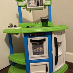 Play Kitchen 