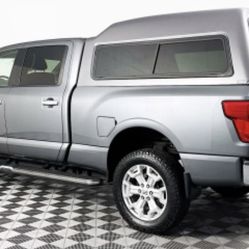 Camper For Nissan Titan. Prestine Condition 
