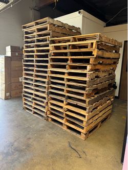 Wooden pallets $3 each