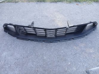 2019-2024 Chevy Camaro SS Lower Grille OEM