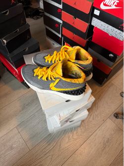 Kyrie 1 shoes