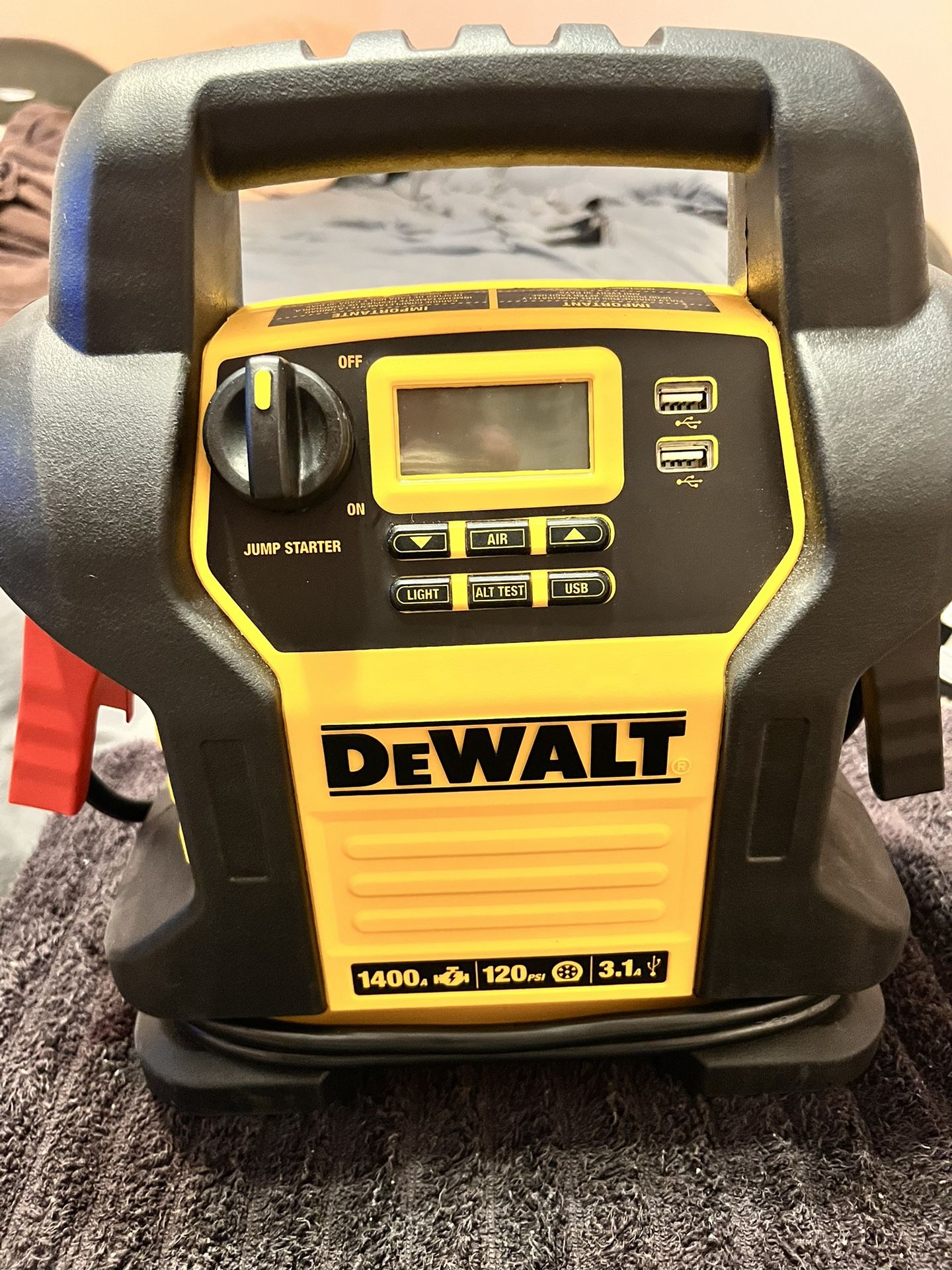 DEWALT 1400 Peak Amp Portable Car Jump Starter with Digital Compressor