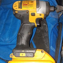 Impact drill Dewalt