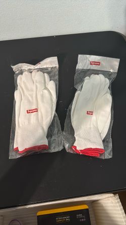 Supreme Gloves