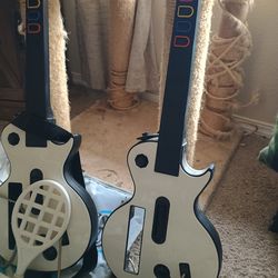 2 complete Nintendo Wii systems & accessories