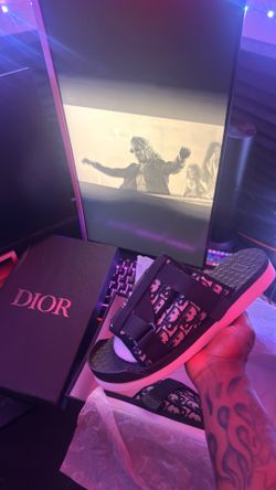 Dior slides