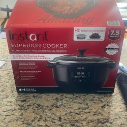 New Never Used Instant Pot 7.5QT Slow Cooker