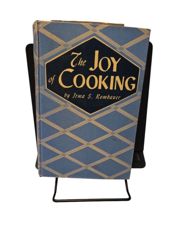 1946 THE JOY OF COOKING Cookbook - Rombauer - Blue & White Hard Cover - Vintage