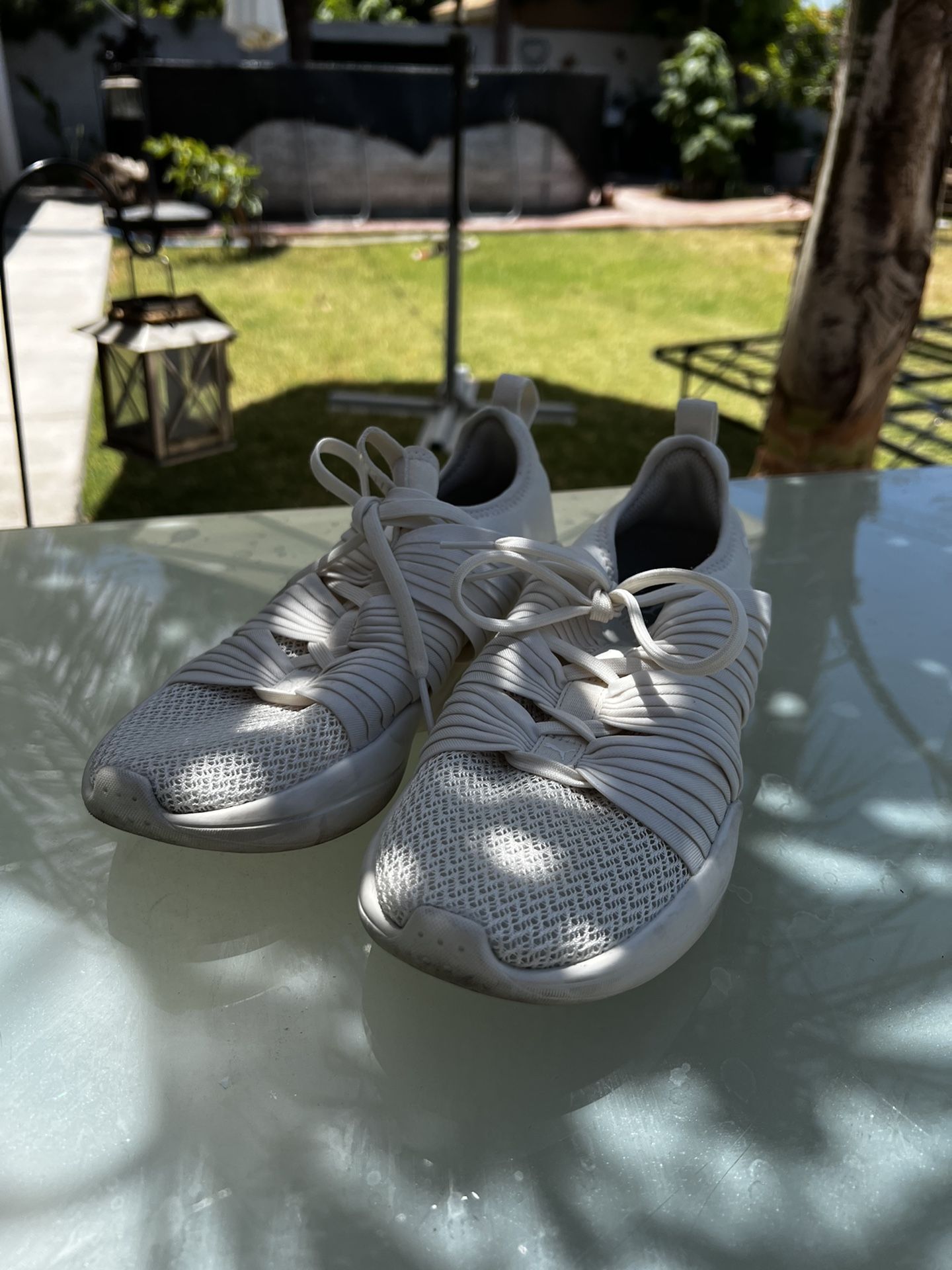 Tennis Puma Size 8 Women’s