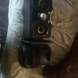 SELLING THE SYLVNIA SPEAKER AND THE QUIKCELL SPEAKER BOTH FOR 60