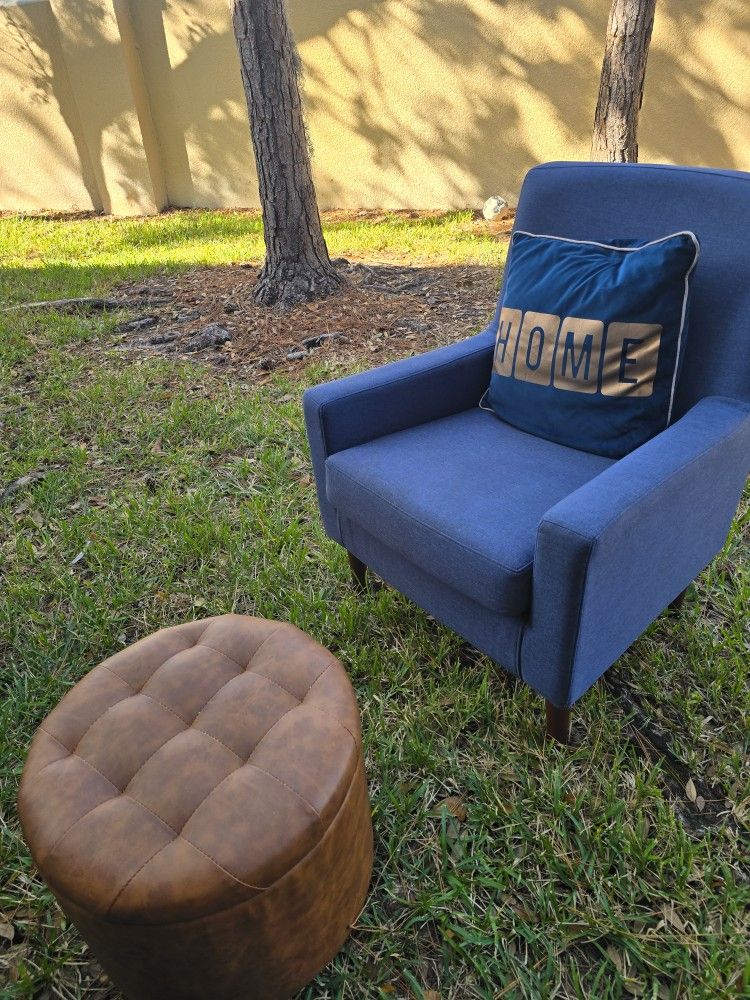 BlueNavy Blue Accent Chair & Ottoman Set - Great Condition