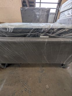 New Full size bed,