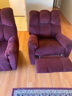 Recliner Chairs – Set of 2