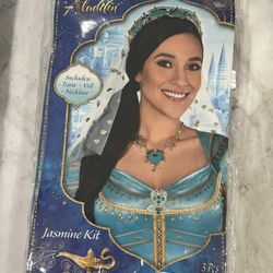 Jasmine Kit Includes Head Tiara And Jelwery 