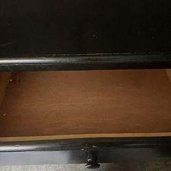 Four drawer dresser