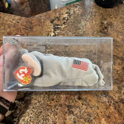 Beanie Baby  1996’ “Righty” Elephant