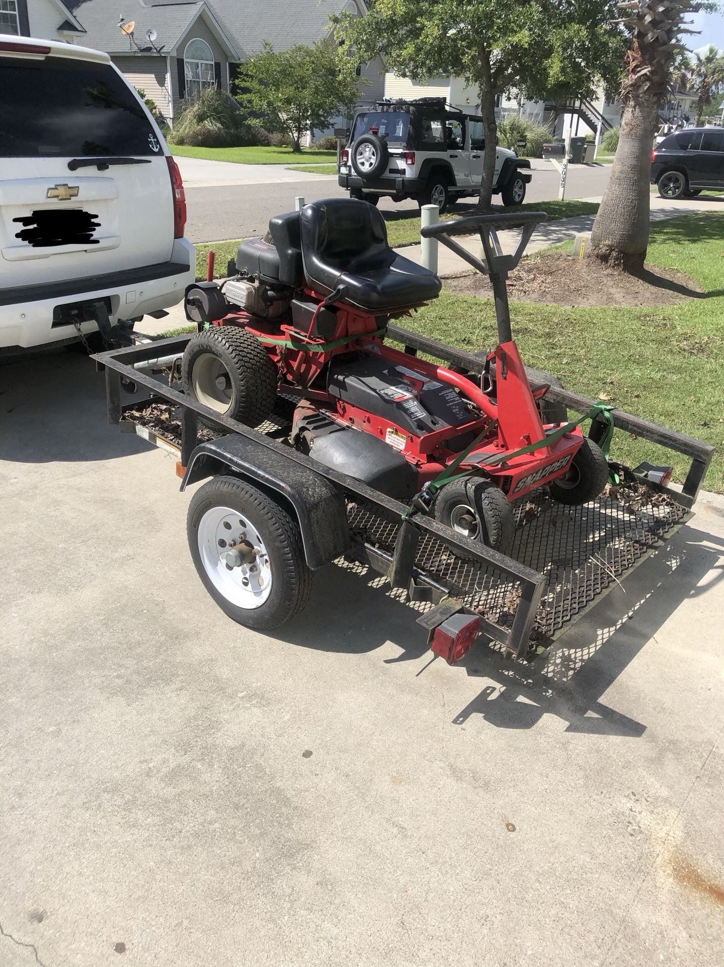 Snapper Rear Engine Electric Start Riding Lawn Mower & Trailer 4' x 6'