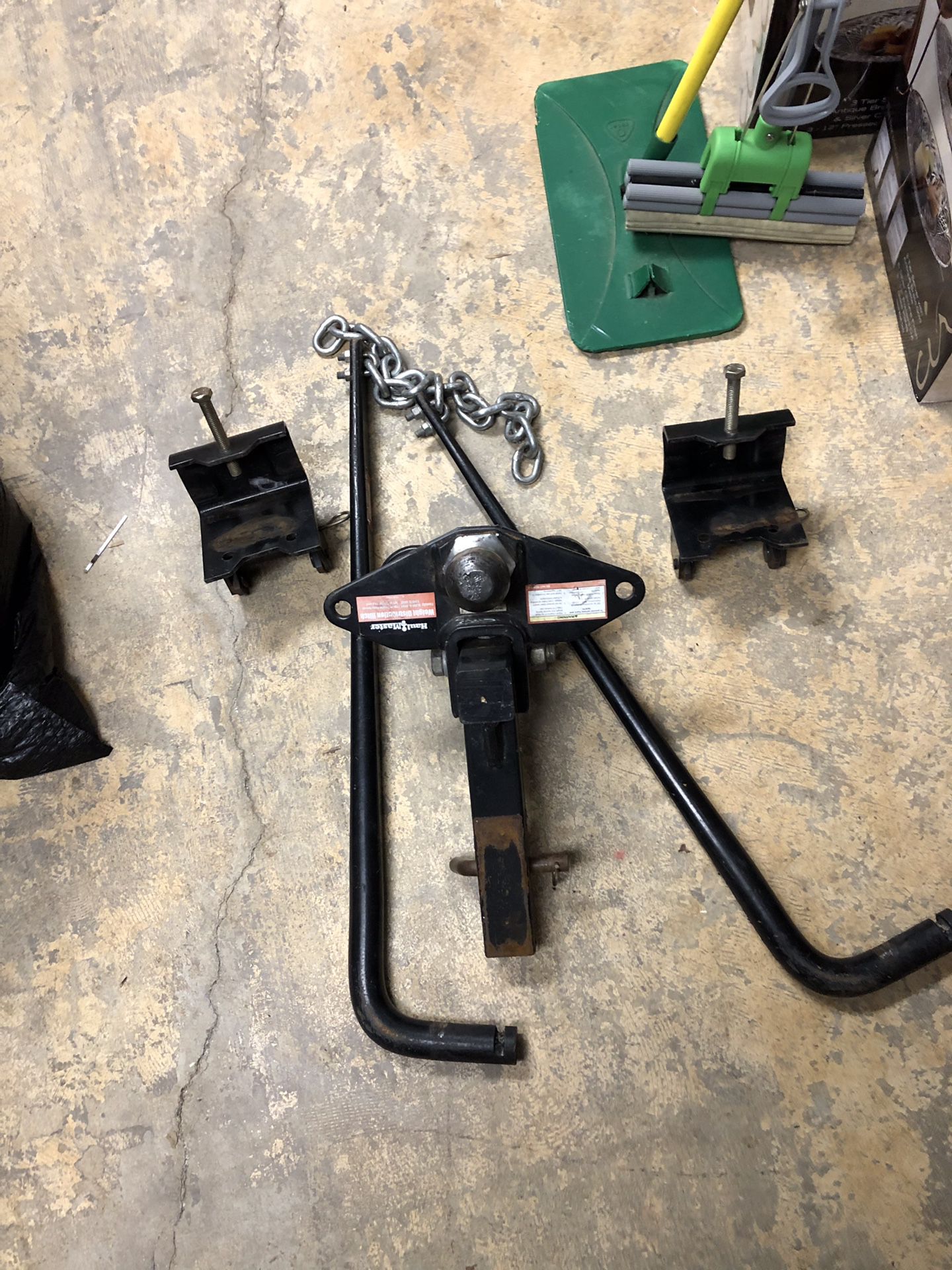 RV trailer hitch and sway bars