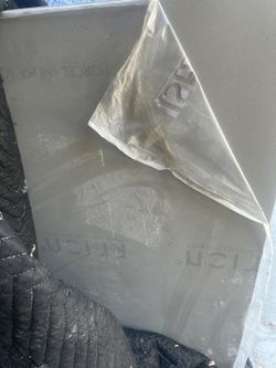 New Porcelanosa Krion Slab 145”x 30 1/2”