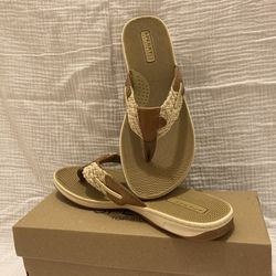 Sperry Sandals Sizes 6,7,8,9,10