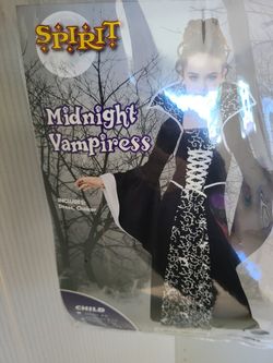 Vampire Dress Up