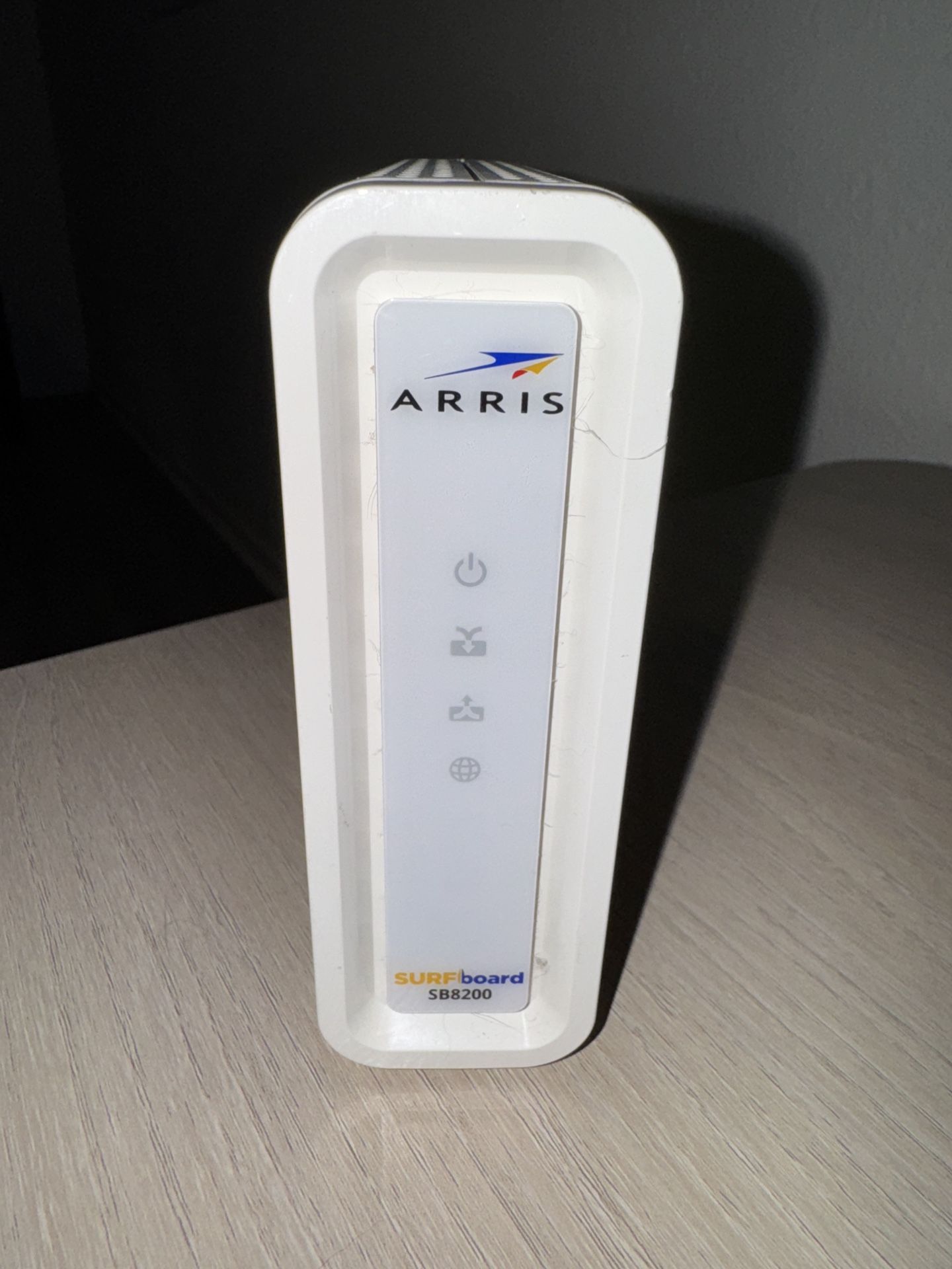Arris Surfboard SB8200 1 Gig Modem