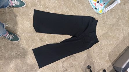 NEW Black Wide Leg Dress Pants – Size Large