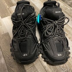 Balenciaga Triple Black 