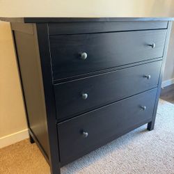 Ikea 3-drawers Dresser 🌺great condition 