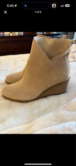 Tom’s suede ankle boots size 9.5