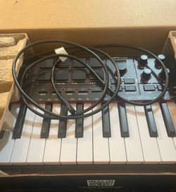 Akai mpk 25 key midi keyboard