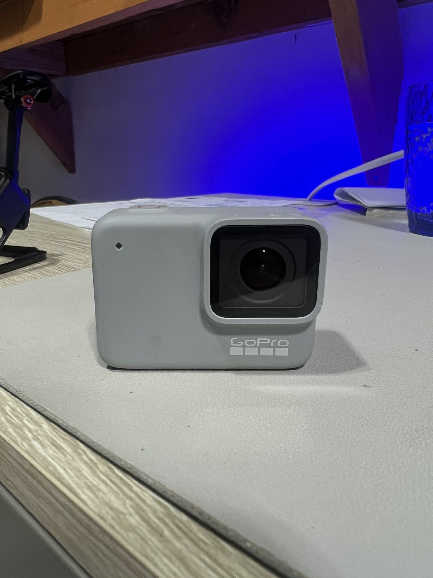 GoPro Hero 7 White + Sd Card 64 GB