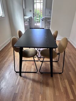 Dining Table and 4 Chairs