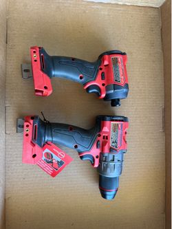 Milwaukee drill set