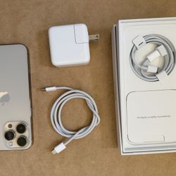 iPhone 14 Pro Max (2)