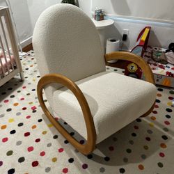 Crate & Kids Pollie White Snow Boucle Nursery Rocking Chair
