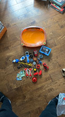 BAKUGAN Collection