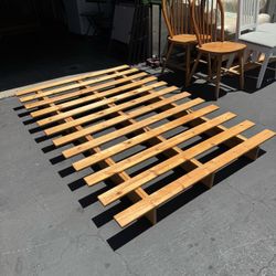 Natural Solid Wood Tri-Fold Full Size Futon Sofa Bed Frame Good Condition