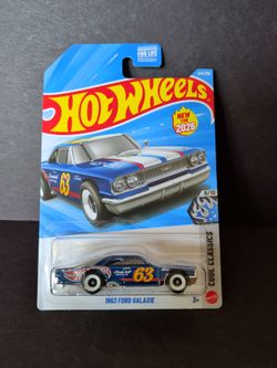 Hot Wheels Cool Classics 1963 Ford Galaxie