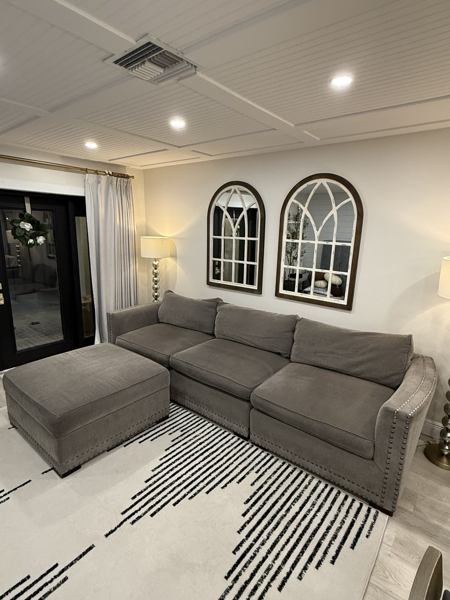 Haverty’s Modular Sofa w/ Storage Ottoman