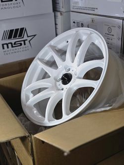 18x8.5 BRAND NEW VORS TR4 WHEELS/RIMS. 5X114.3