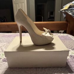 WOMENS HEELS SZ 38 (7.5) BNIB! 